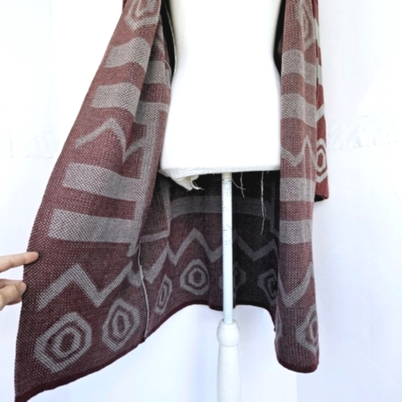 YeMak Sweater Wmns Tribal Boho Cardigan Slouchy Coat Long Sleeve Burgundy SzS/M - Picture 5 of 12